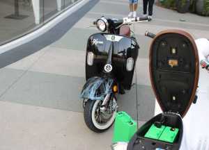 classic style electric scooter